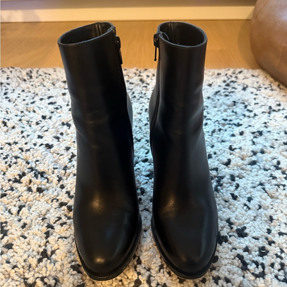 Christian Louboutin Adox 85 Black Calf
Leather Ankle Boots -Size 36.5 - Picture 8 of 8
